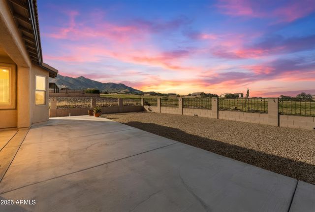 6592 E SADDLEHORN Circle, Hereford, AZ 85615