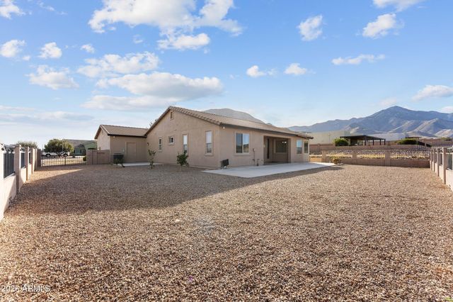 6592 E SADDLEHORN Circle, Hereford, AZ 85615