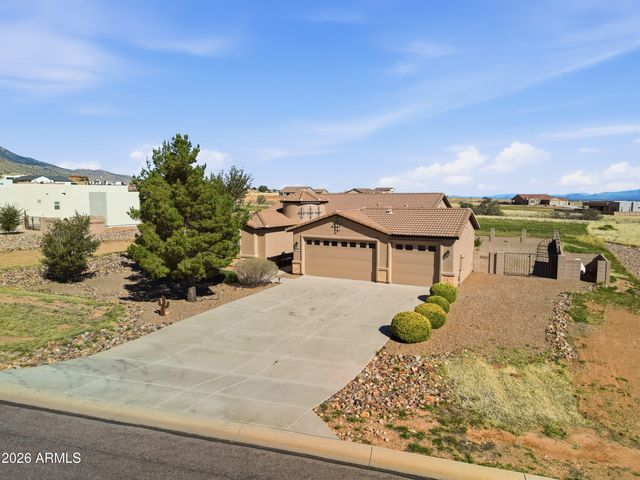 6592 E SADDLEHORN Circle, Hereford, AZ 85615