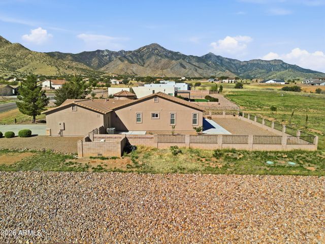 6592 E SADDLEHORN Circle, Hereford, AZ 85615