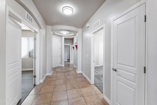 6592 E SADDLEHORN Circle, Hereford, AZ 85615