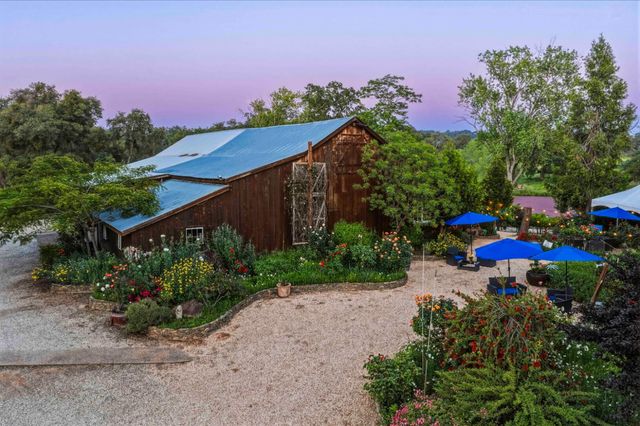 10120 Shenandoah Rd, Plymouth, CA 95669