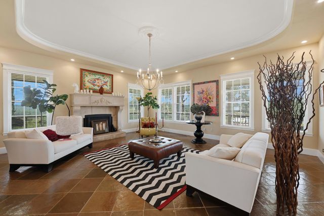 10120 Shenandoah Rd, Plymouth, CA 95669
