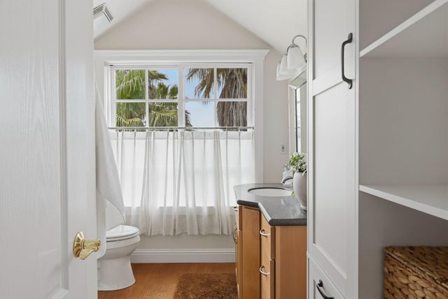 10120 Shenandoah Rd, Plymouth, CA 95669