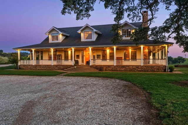10120 Shenandoah Rd, Plymouth, CA 95669