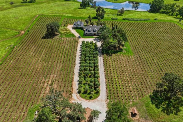 10120 Shenandoah Rd, Plymouth, CA 95669