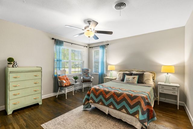 2125 Elton Road, Haltom City, TX 76117