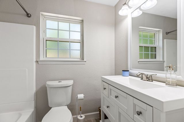 2125 Elton Road, Haltom City, TX 76117