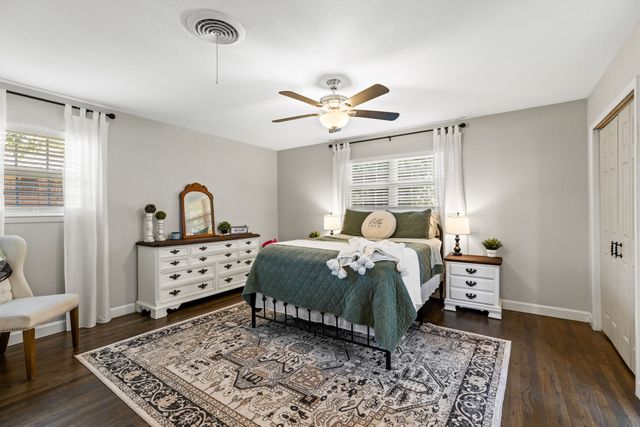 2125 Elton Road, Haltom City, TX 76117