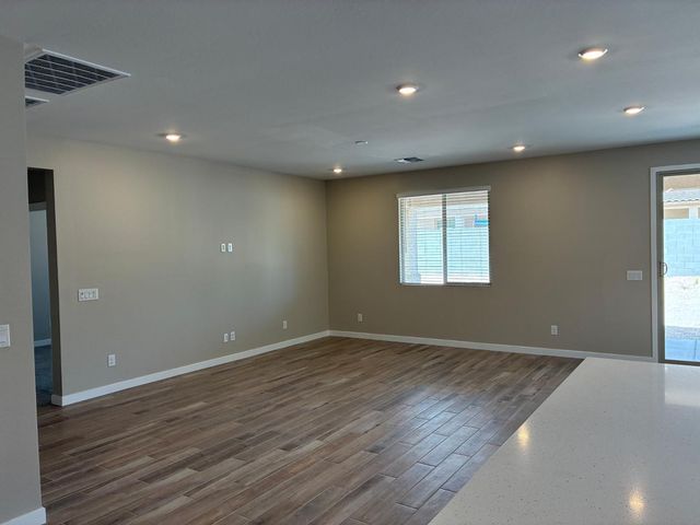 18372 W Villa Chula Lane, Surprise, AZ 85387