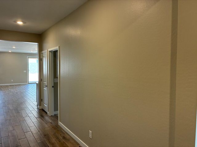 18372 W Villa Chula Lane, Surprise, AZ 85387