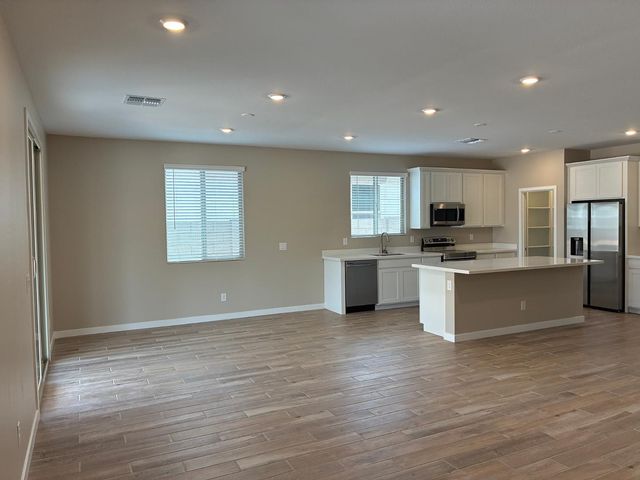 18372 W Villa Chula Lane, Surprise, AZ 85387