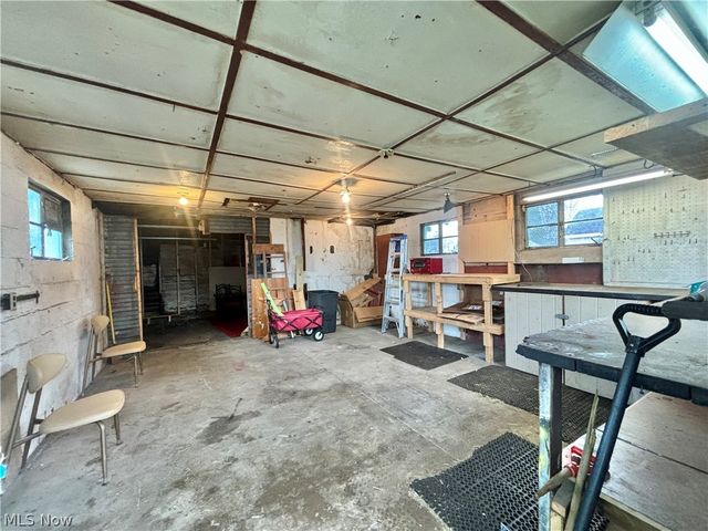 450 Buffalo Street, Conneaut, OH 44030