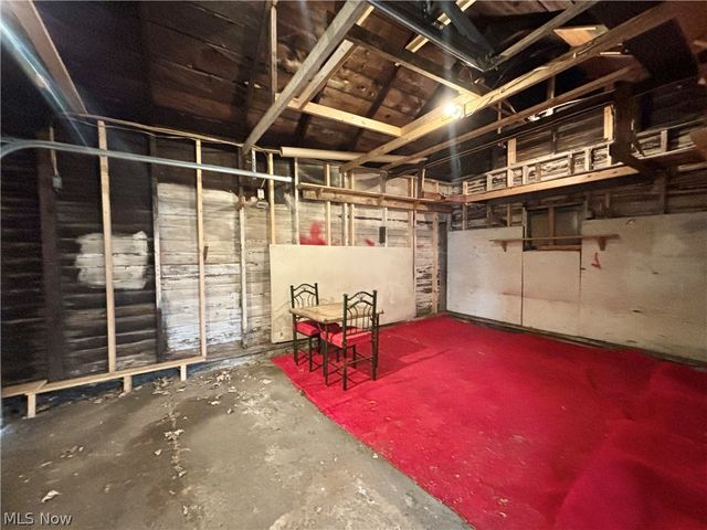 450 Buffalo Street, Conneaut, OH 44030