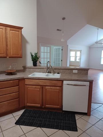 116 Ashley Villa Circle B, Charleston, SC 29414