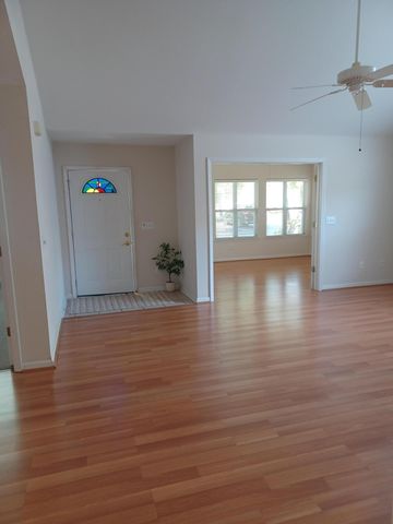 116 Ashley Villa Circle B, Charleston, SC 29414