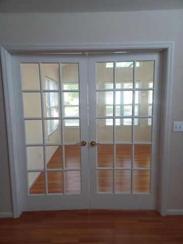 116 Ashley Villa Circle B, Charleston, SC 29414