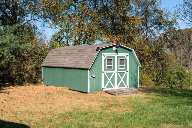 775 NEW HOPE RD, Staunton, VA 24401