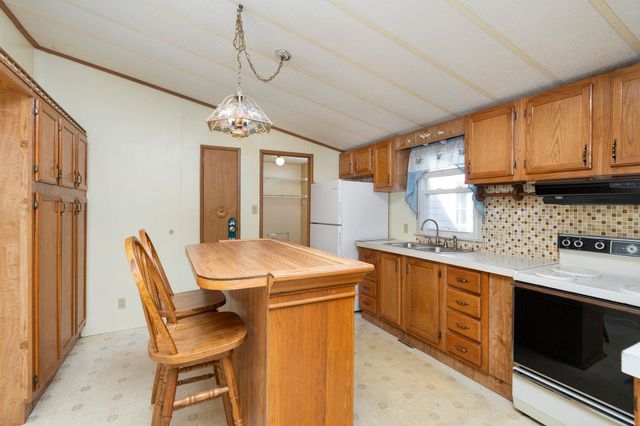 775 NEW HOPE RD, Staunton, VA 24401