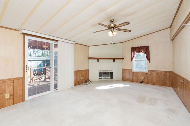 775 NEW HOPE RD, Staunton, VA 24401