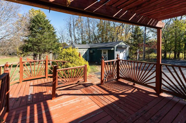 775 NEW HOPE RD, Staunton, VA 24401