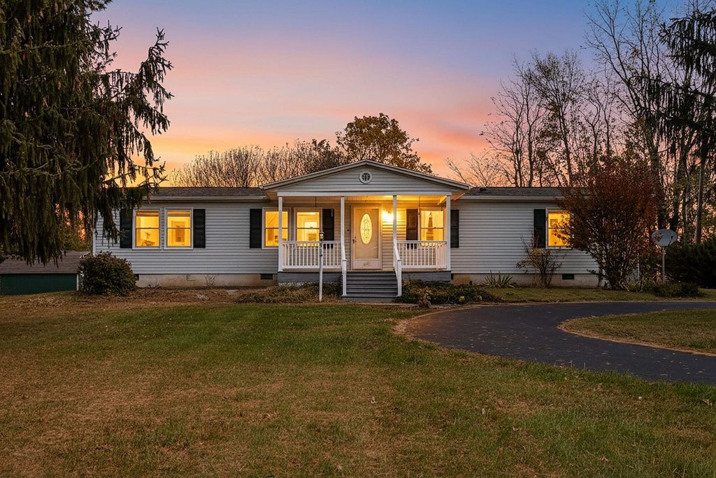 775 NEW HOPE RD, Staunton, VA 24401