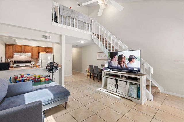 12250 HUNTSMAN LANE, Orlando, FL 32826