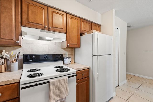 12250 HUNTSMAN LANE, Orlando, FL 32826
