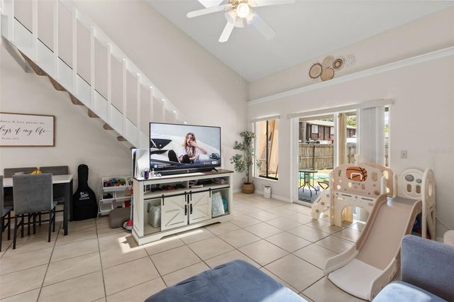 12250 HUNTSMAN LANE, Orlando, FL 32826