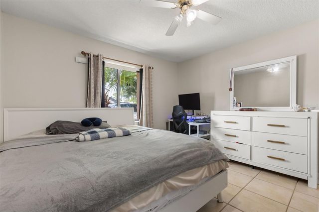 12250 HUNTSMAN LANE, Orlando, FL 32826