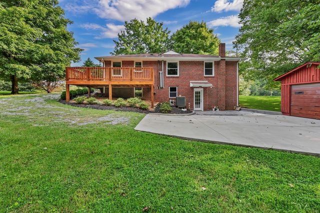 613 Channell Dr, Clarksville, TN 37040