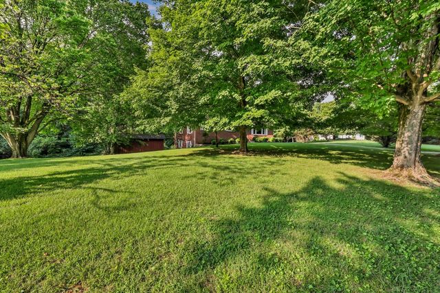 613 Channell Dr, Clarksville, TN 37040