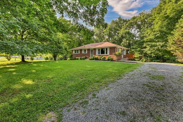 613 Channell Dr, Clarksville, TN 37040