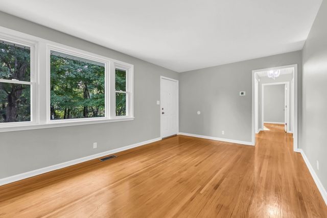 613 Channell Dr, Clarksville, TN 37040