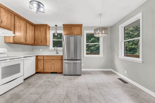 613 Channell Dr, Clarksville, TN 37040