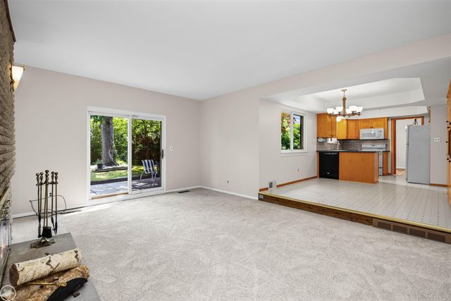 11240 Hanna Drive, Sterling Heights, MI 48312