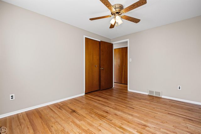 11240 Hanna Drive, Sterling Heights, MI 48312