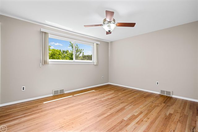 11240 Hanna Drive, Sterling Heights, MI 48312