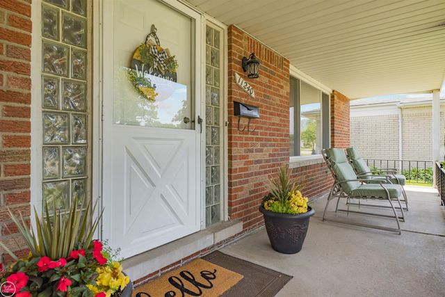 11240 Hanna Drive, Sterling Heights, MI 48312
