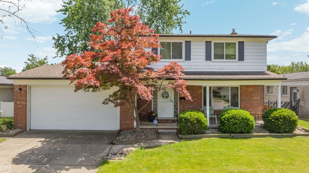 11240 Hanna Drive, Sterling Heights, MI 48312