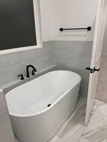 5 Pasley Park, Bryant, AR 72022