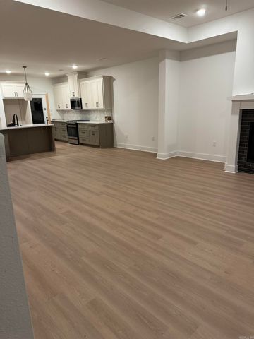 5 Pasley Park, Bryant, AR 72022