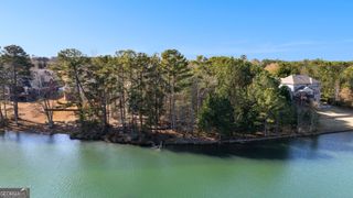 2501 Lake Erma Drive, Hampton, GA 30228
