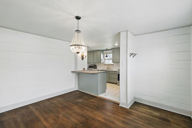 932 N Woods Street, Sherman, TX 75092