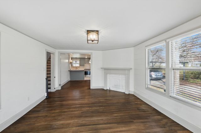 932 N Woods Street, Sherman, TX 75092