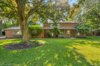 29998 Beacontree Street, Farmington Hills, MI 48331