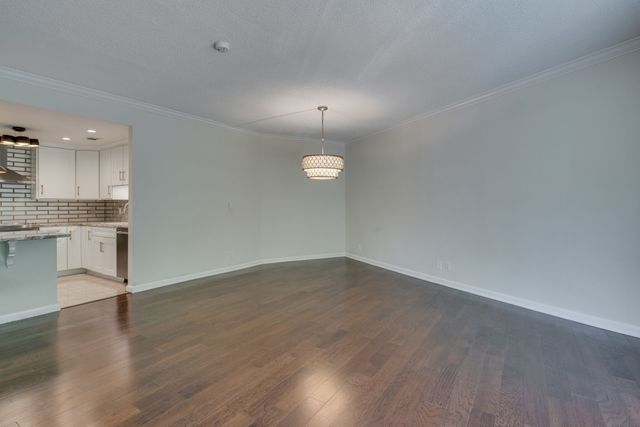 4215 Harding Pike Apt 211, Nashville, TN 37205