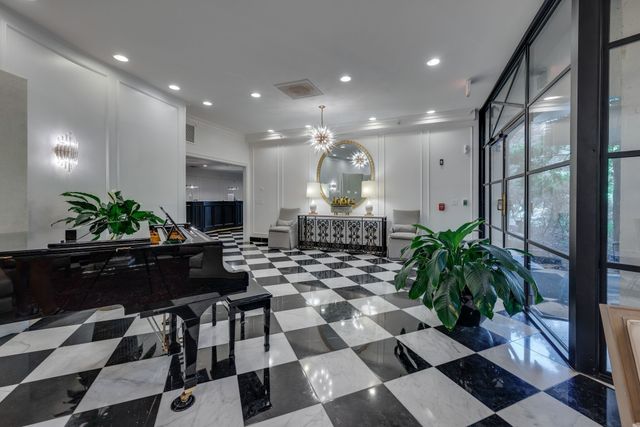 4215 Harding Pike Apt 211, Nashville, TN 37205