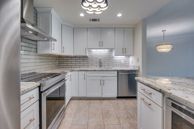 4215 Harding Pike Apt 211, Nashville, TN 37205