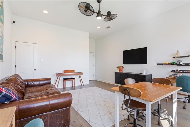 16024 Sorrento Drive, Woodway, TX 76712